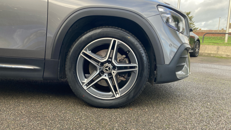 Mercedes-Benz GLB 200 AMG Line Premium 5dr 7G-Tronic Petrol Estate